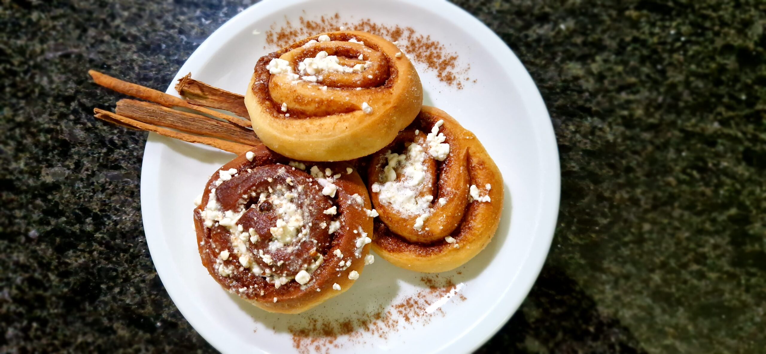 Deliciosos rollos de canela ¿COMO HACER DELICIOSOS ROLLOS DE CANELA EN CASA?